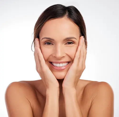 Peeling Nedir? Cilt Yenileme ve Lekelere Karşı Etkili Çözüm
